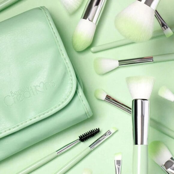Beauty Creations Brush Set Lime Party 24 Piece - Picture 1 of 3
